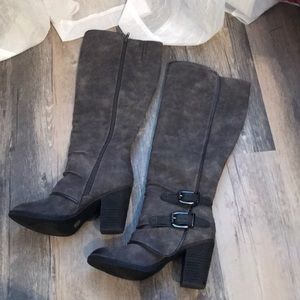 Not Rated zip boots
